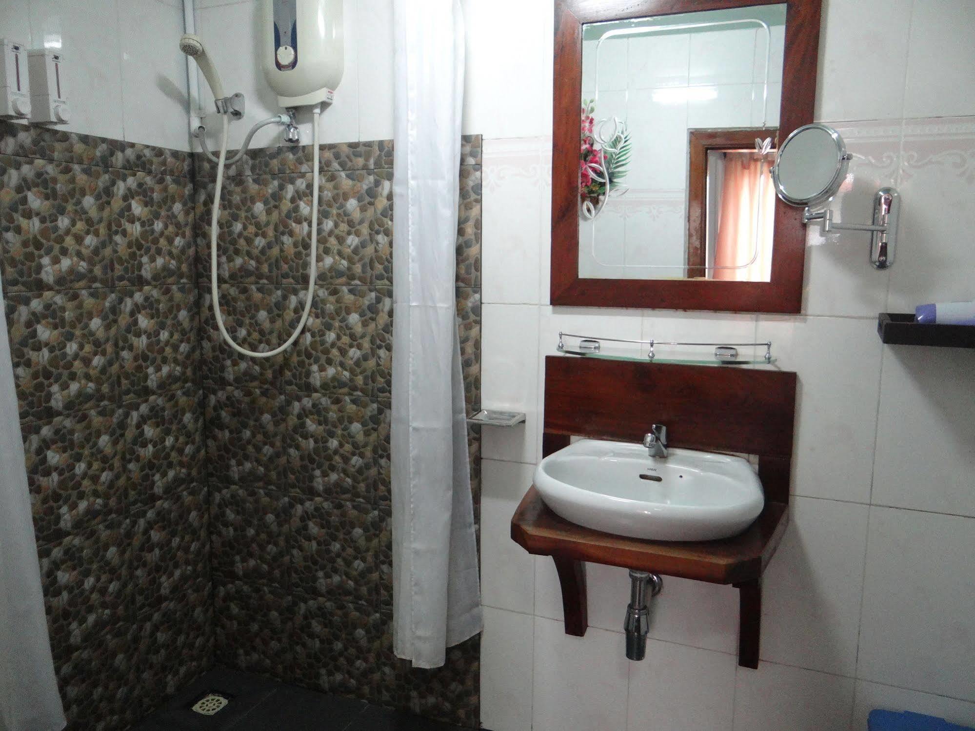 Alibi Guesthouse Phnom Penh Luaran gambar